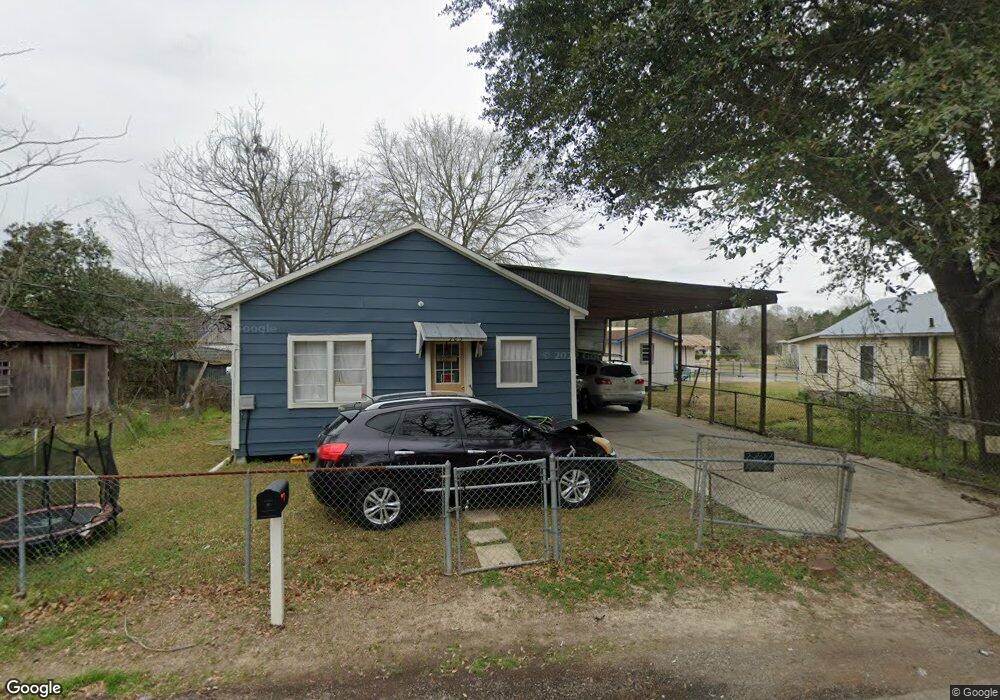 525 Kyries Hebert St, Eunice, LA 70535 - photo 1