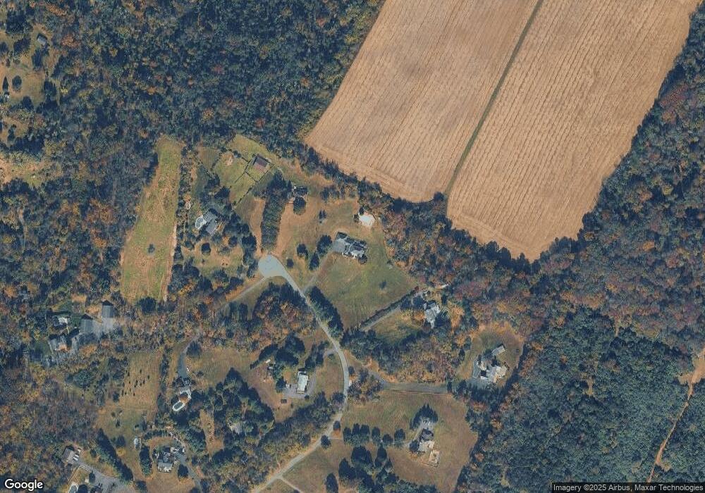 526 Farmersville Rd, Flemington, NJ 08822 - photo 1