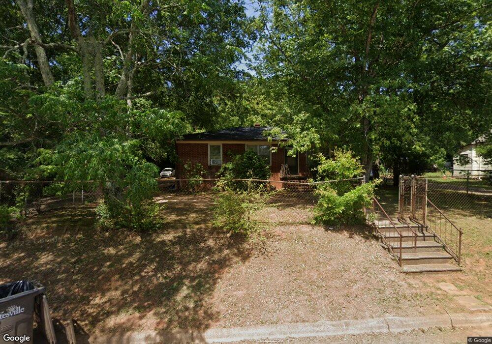 637 Brevard St, Statesville, NC 28677 - photo 1