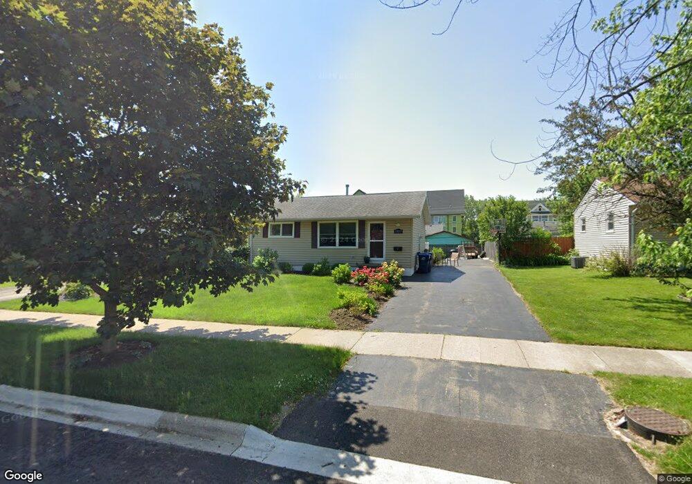 2805 Navaho Rd, Waukegan, IL 60087 - photo 1