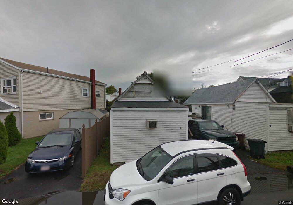 21 Bay Rd, Revere, MA 02151 - photo 1