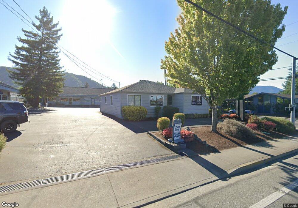 1303 NE 7th St, Grants Pass, OR 97526 - photo 1