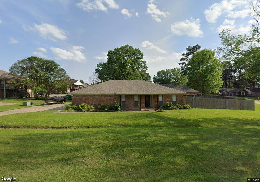 2921 Clear Creek Dr, Texarkana, TX 75503 - photo 1