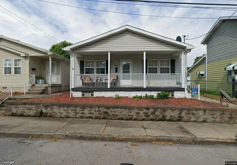 233 Main St unit 235, New Kensington, PA 15068 - photo 1