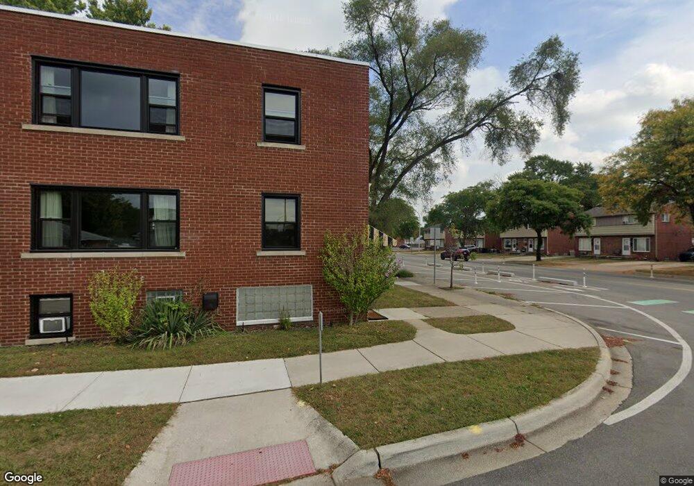 8750 W 9 Mile Rd unit 2, Oak Park, MI 48237 - photo 1