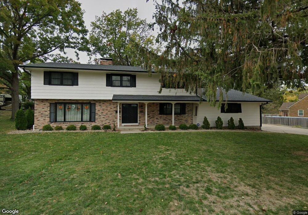 925 W 9th St S, Newton, IA 50208 - photo 1