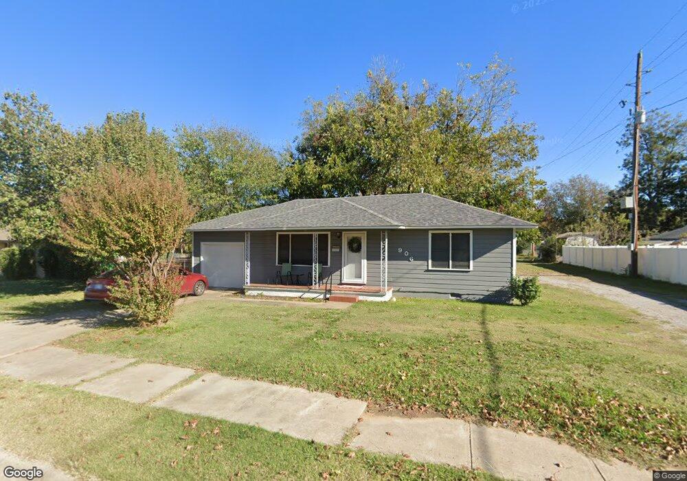906 S Strong Blvd, McAlester, OK 74501 - photo 1