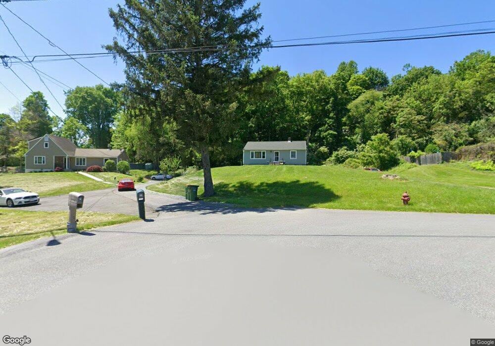 9 Casper Creek Rd, Poughkeepsie, NY 12603 - photo 1