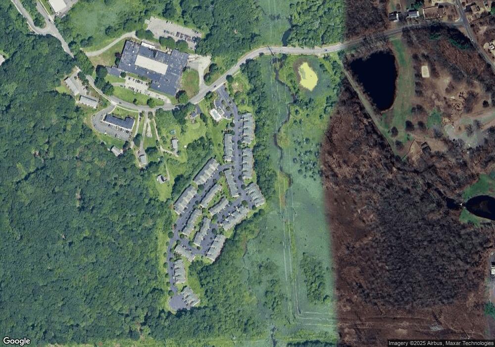 314 Lexington Blvd, Bethel, CT 06801 - photo 1