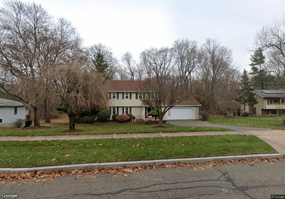 98 Knollwood Rd, Manchester, CT 06042 - photo 1