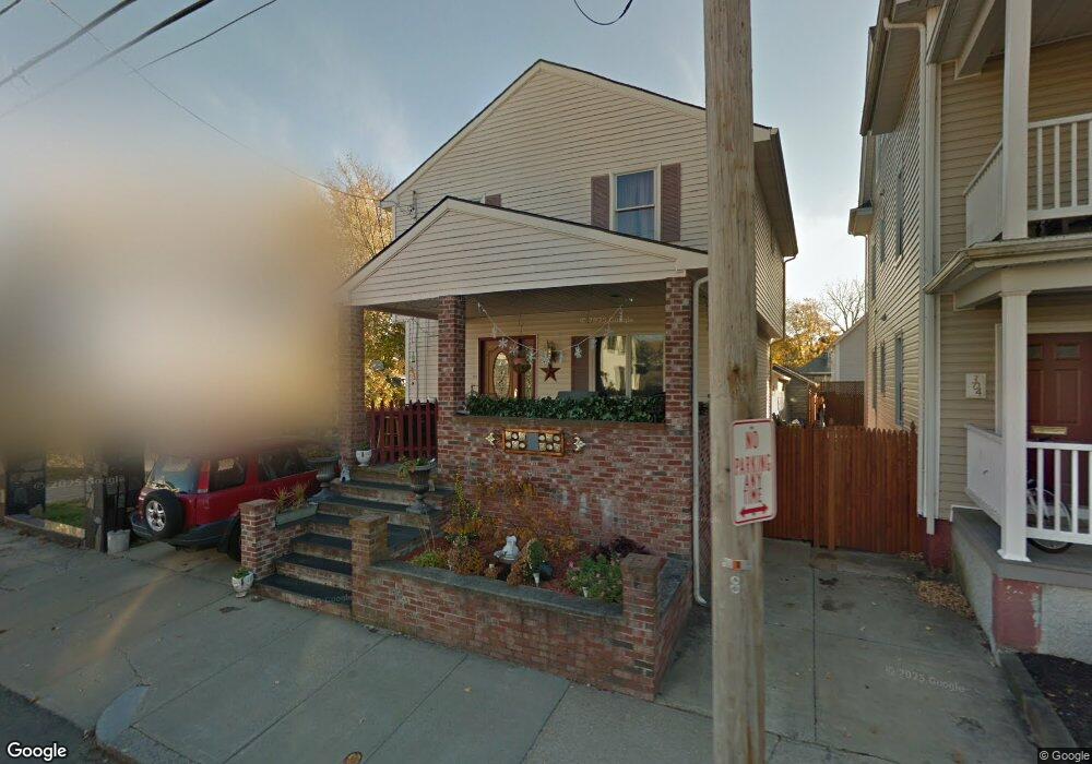 302 Bay View Ave, Providence, RI 02905 - photo 1