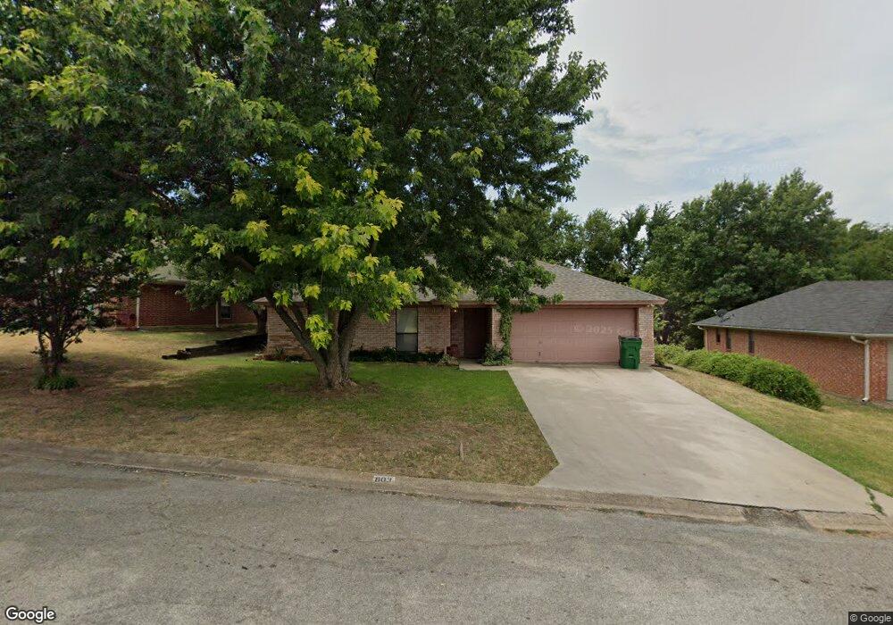 603 Valleyridge Ct, Decatur, TX 76234 - photo 1