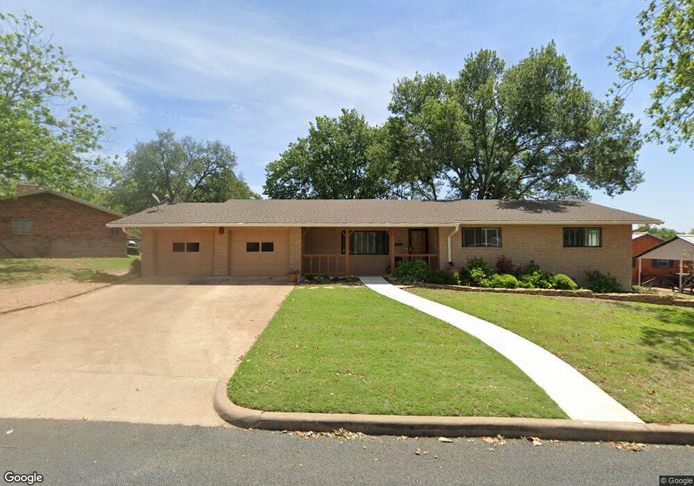 1009 Avenue B, Fredericksburg, TX 78624 - photo 1