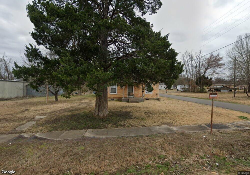 211 S 1st St, Gurdon, AR 71743 - photo 1