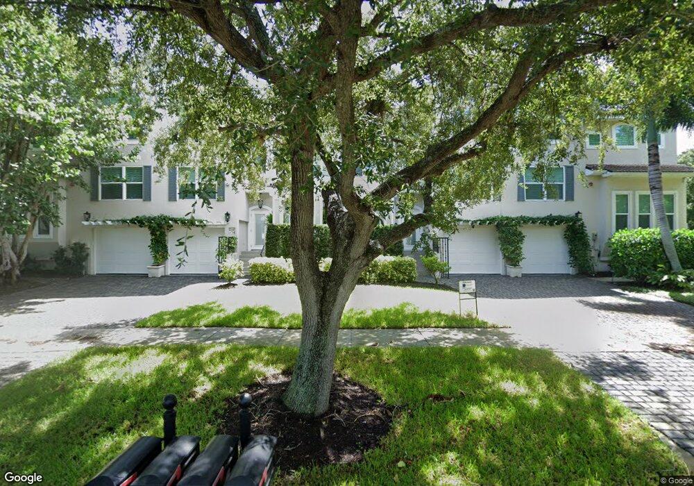 985 7th St S unit 3, Naples, FL 34102 - photo 1