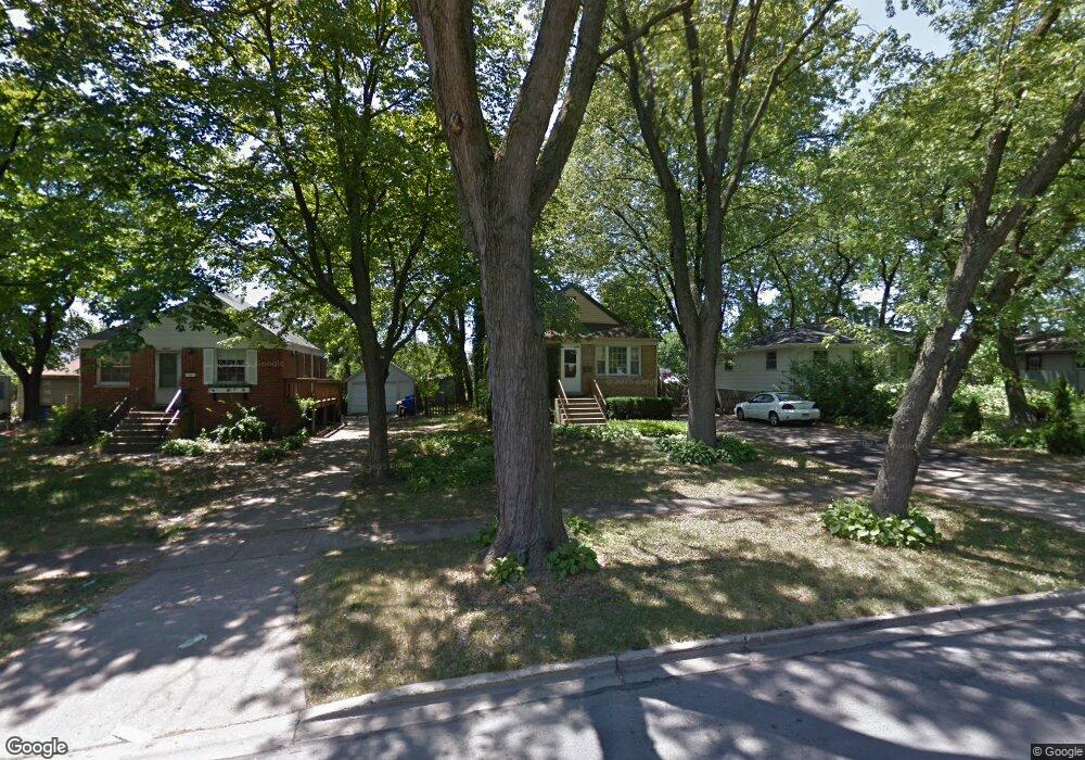 1010 E Evergreen St, Wheaton, IL 60187 - photo 1