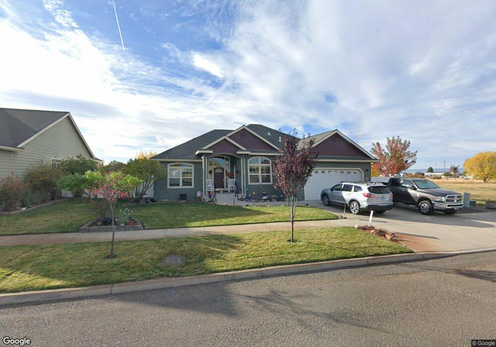 1765 Drake St, Lakeview, OR 97630 - photo 1