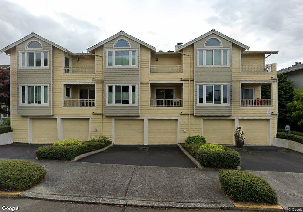 628 Daley St unit 2, Edmonds, WA 98020 - photo 1