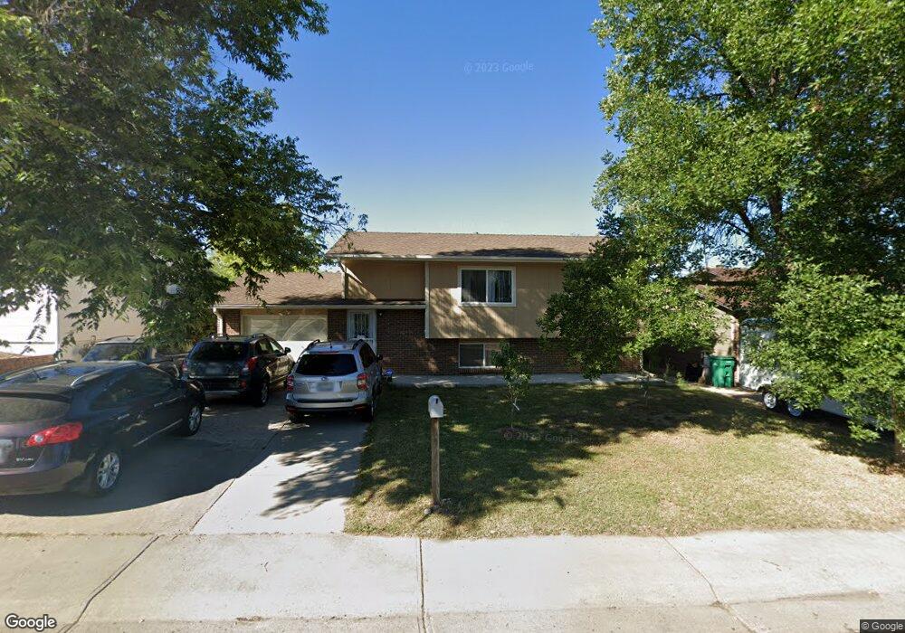 16480 E Severn Place, Aurora, CO 80011 - photo 1