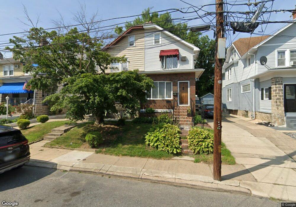 526 Laurel Rd, Lansdowne, PA 19050 - photo 1