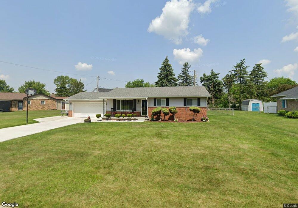 3336 Timberview St, Flint, MI 48532 - photo 1