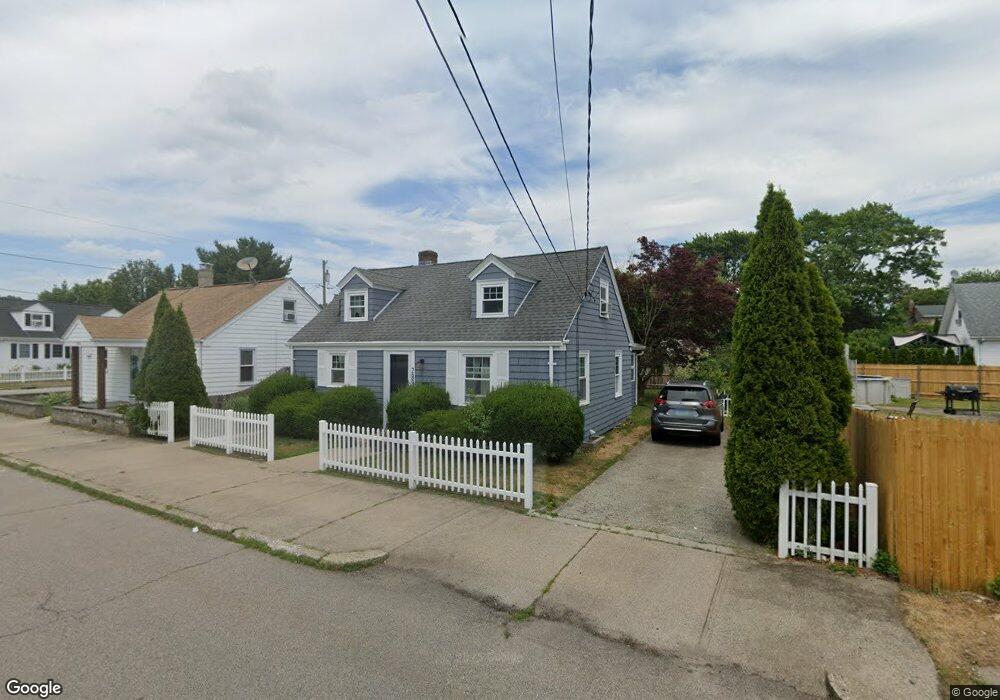 289 Orient Ave, Pawtucket, RI 02861 - photo 1