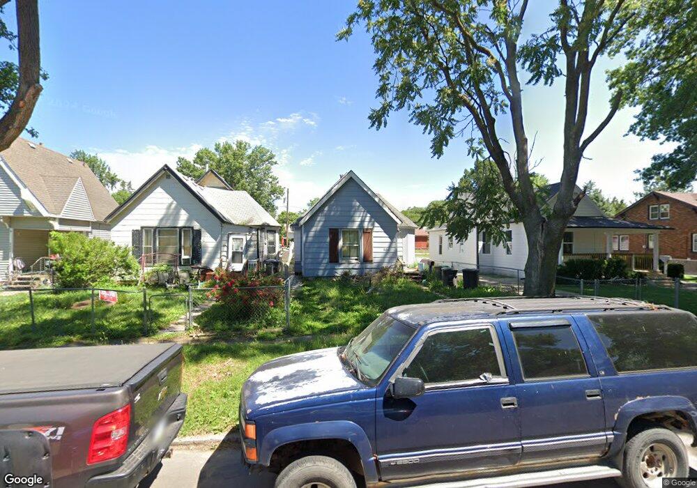 2616 E Walnut St, Des Moines, IA 50317 - photo 1