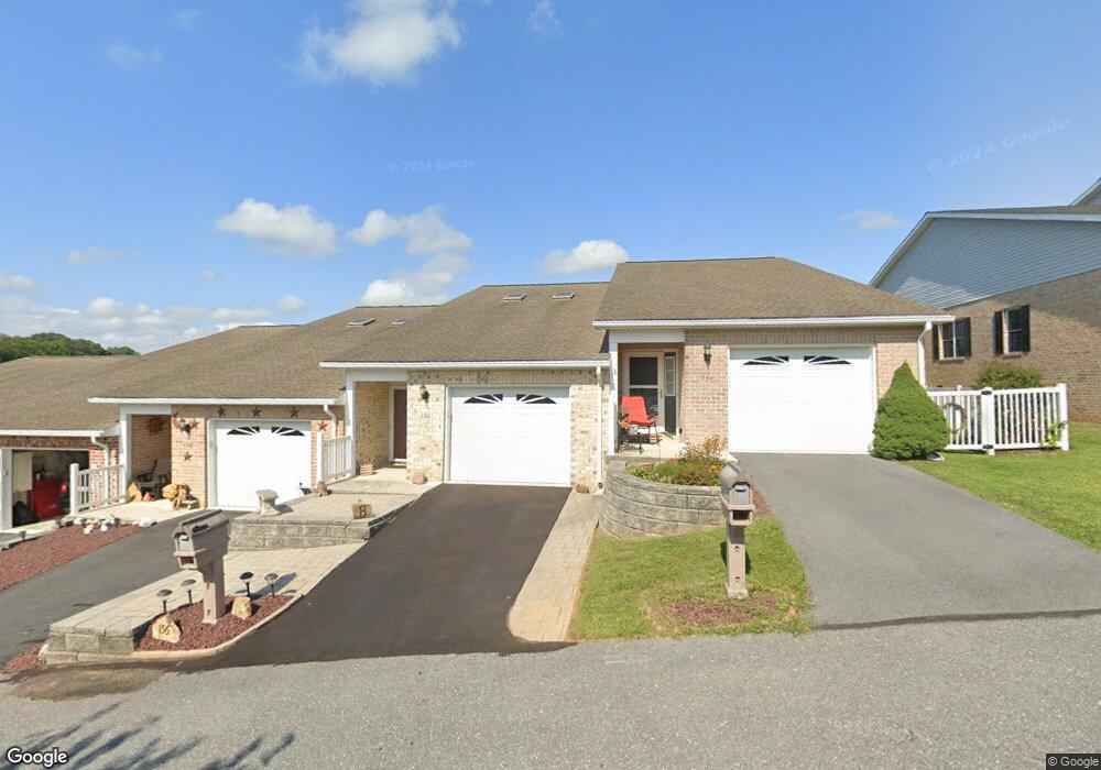 156 Ash Spring Ct, Waynesboro, PA 17268 - photo 1