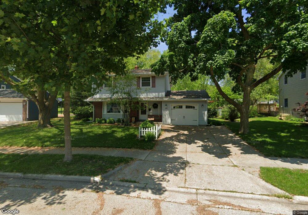 2168 Empire Dr, Waukesha, WI 53186 - photo 1