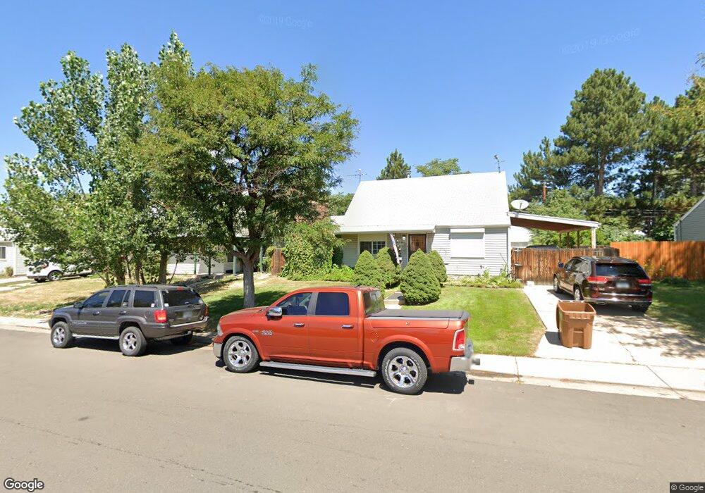 10759 Lowry Place, Aurora, CO 80010 - photo 1