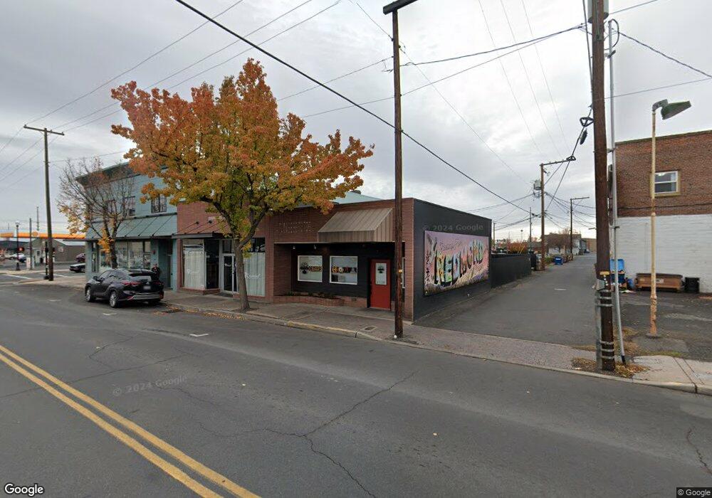 520 SW Evergreen Ave, Redmond, OR 97756 - photo 1