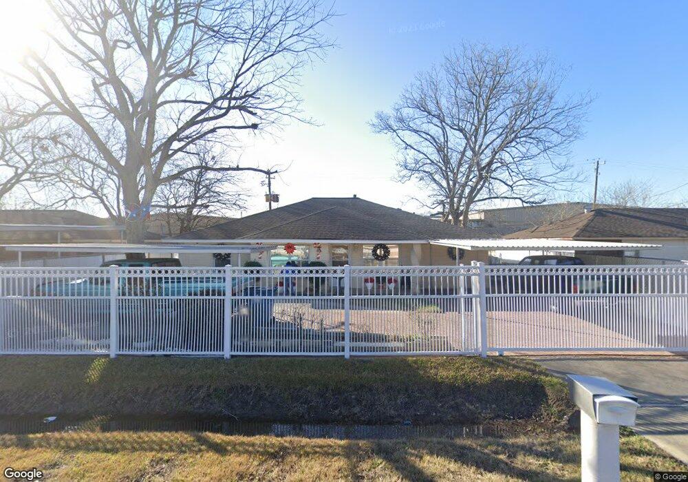 11703 Maymount Ln, Houston, TX 77093 - photo 1