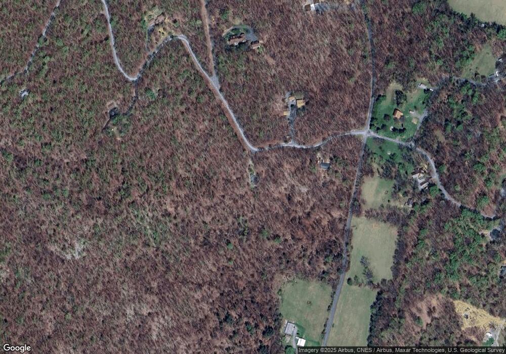 127 Sandstone Ln, Berkeley Springs, WV 25411 - photo 1