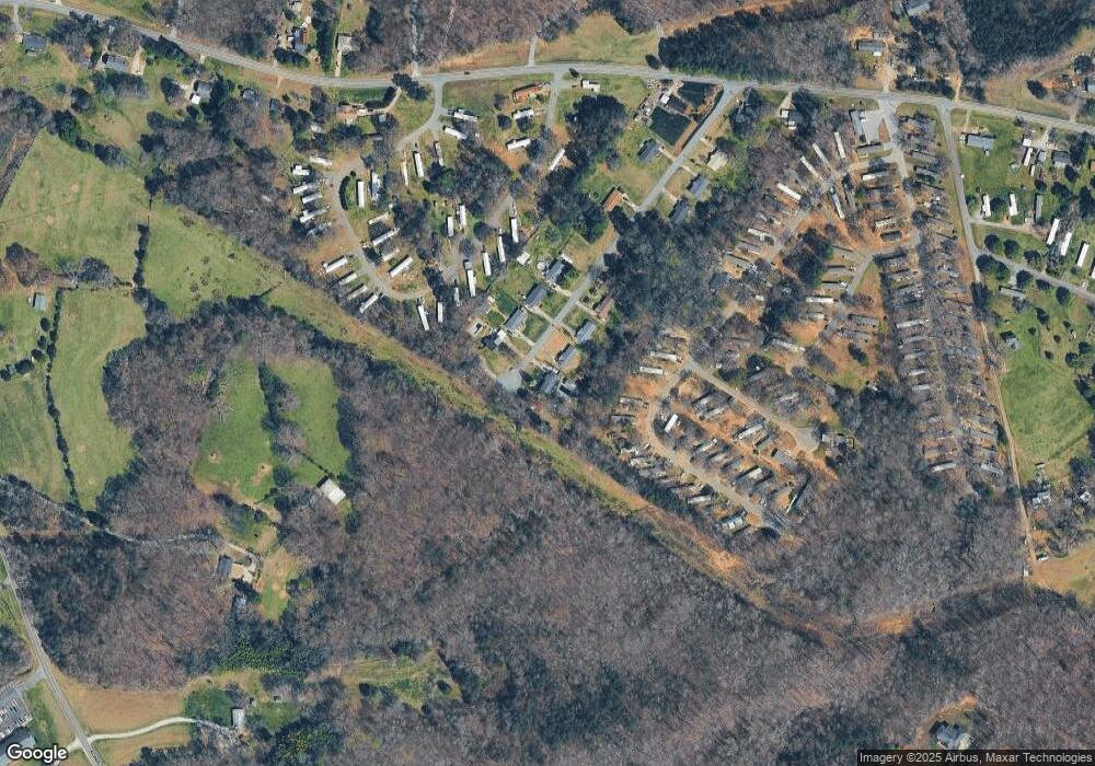 1039 Spring Dr, Gastonia, NC 28052 - photo 1