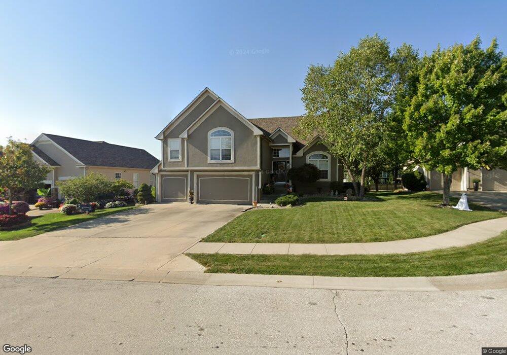 1505 Ensley Cir, Raymore, MO 64083 - photo 1