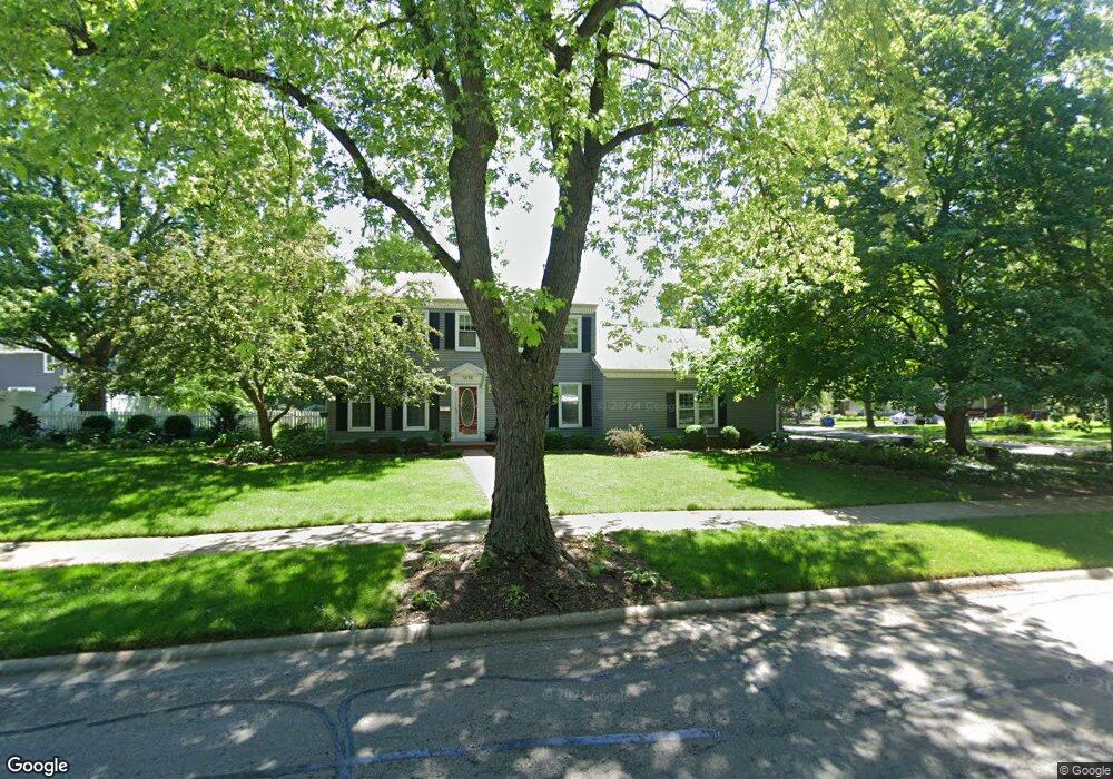 1416 Clyde Dr, Naperville, IL 60565 - photo 1