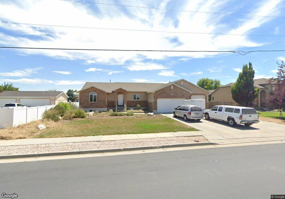 5765 W 5100 S unit 6, Hooper, UT 84315 - photo 1
