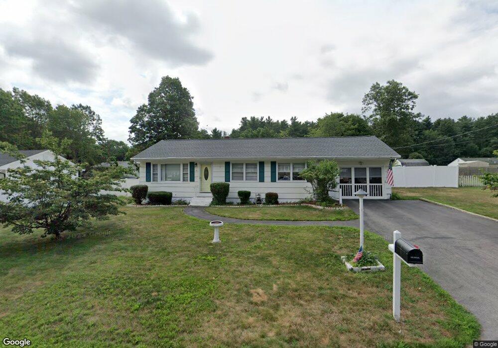 10 Spruce St, Hudson, NH 03051 - photo 1