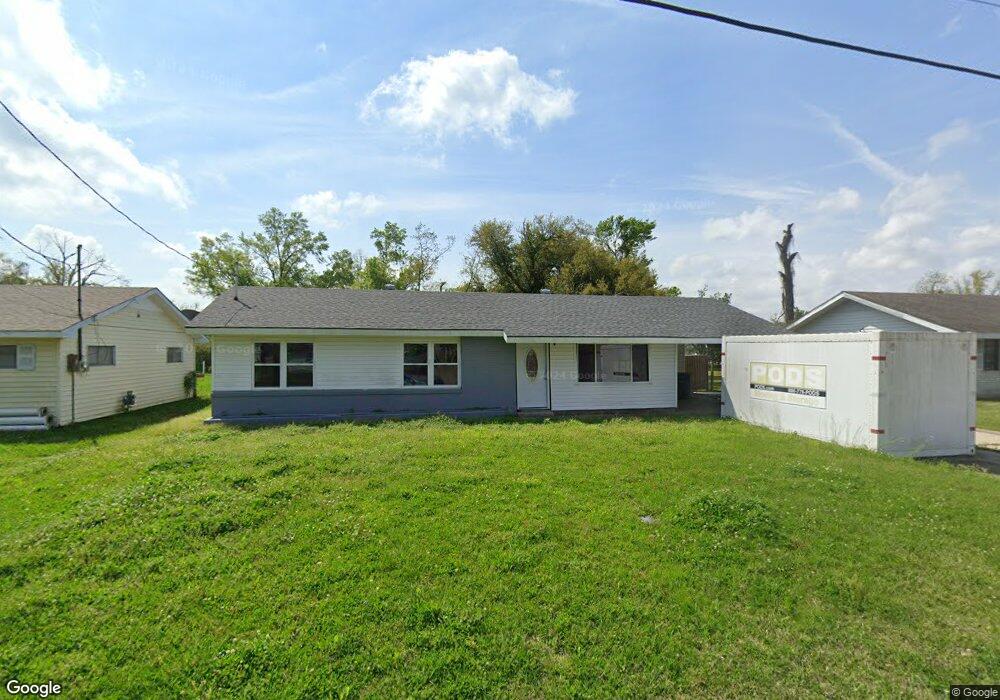 1300 S Elton Ct, Lake Charles, LA 70607 - photo 1