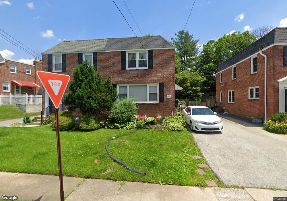 203 Fitzwilliams Rd, Bryn Mawr, PA 19010 - photo 1