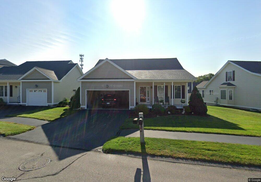 4 Blanchard Ln, MerriMacK, NH 03054 - photo 1