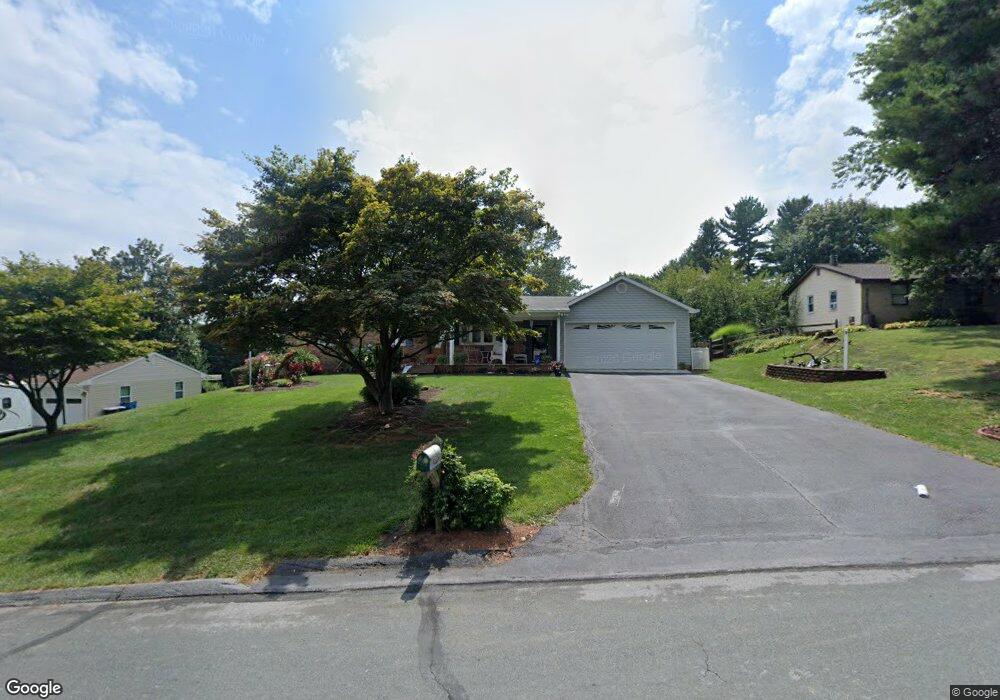 15 Roosevelt Rd, Sykesville, MD 21784 - photo 1