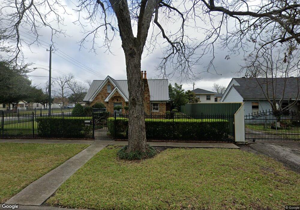 3701 Erie St, Houston, TX 77017 - photo 1