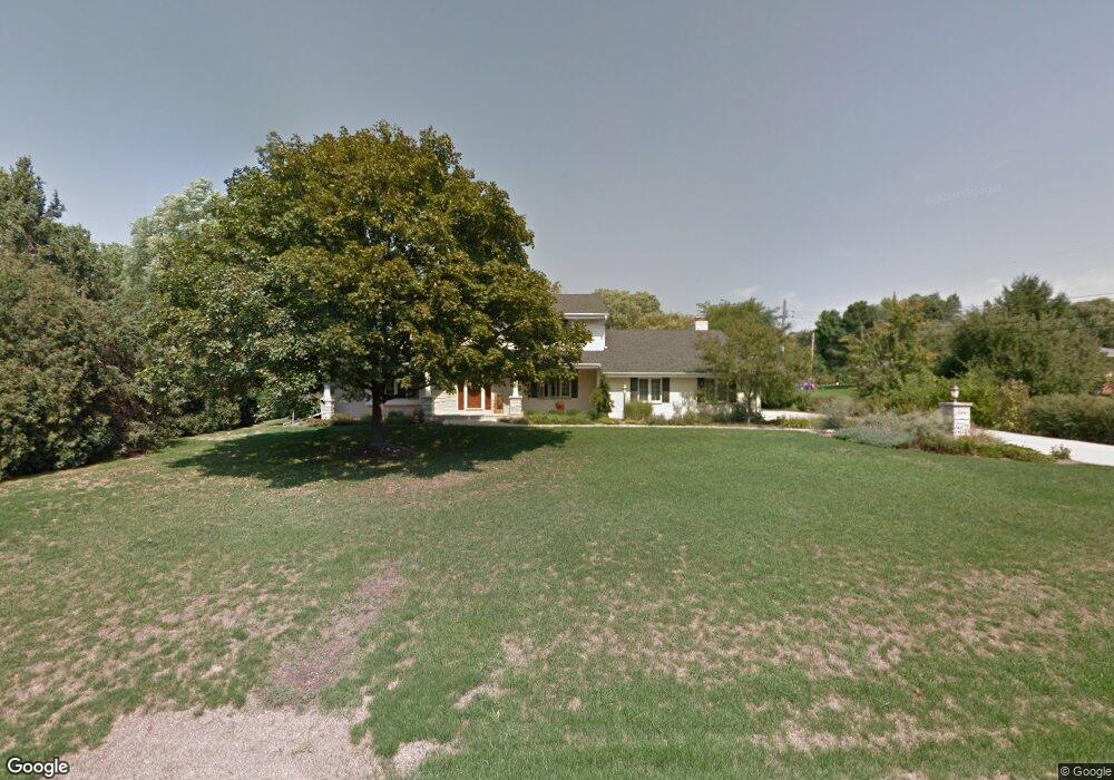 12850 Lee Ct, Elm Grove, WI 53122 - photo 1