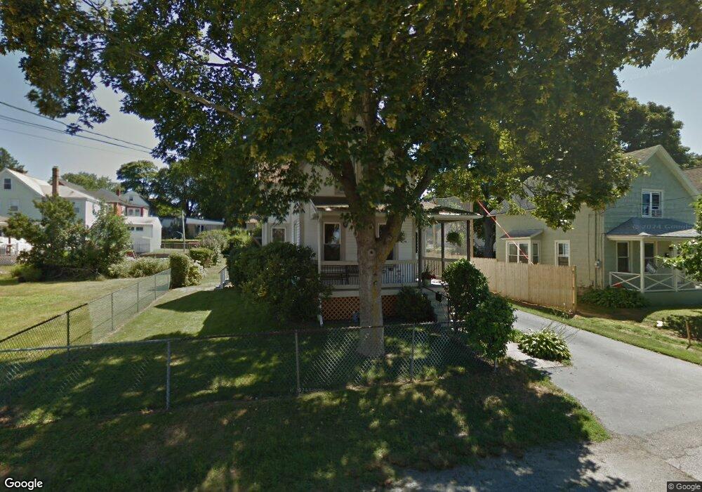 14 Viets St, New London, CT 06320 - photo 1