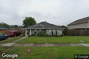 2809 Deer Creek Dr, Violet, LA 70092