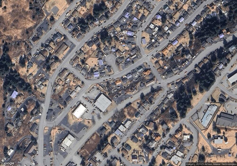 516 Willow St, Kodiak, AK 99615 - photo 1