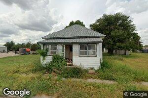 512 C St, Stapleton, NE 69163