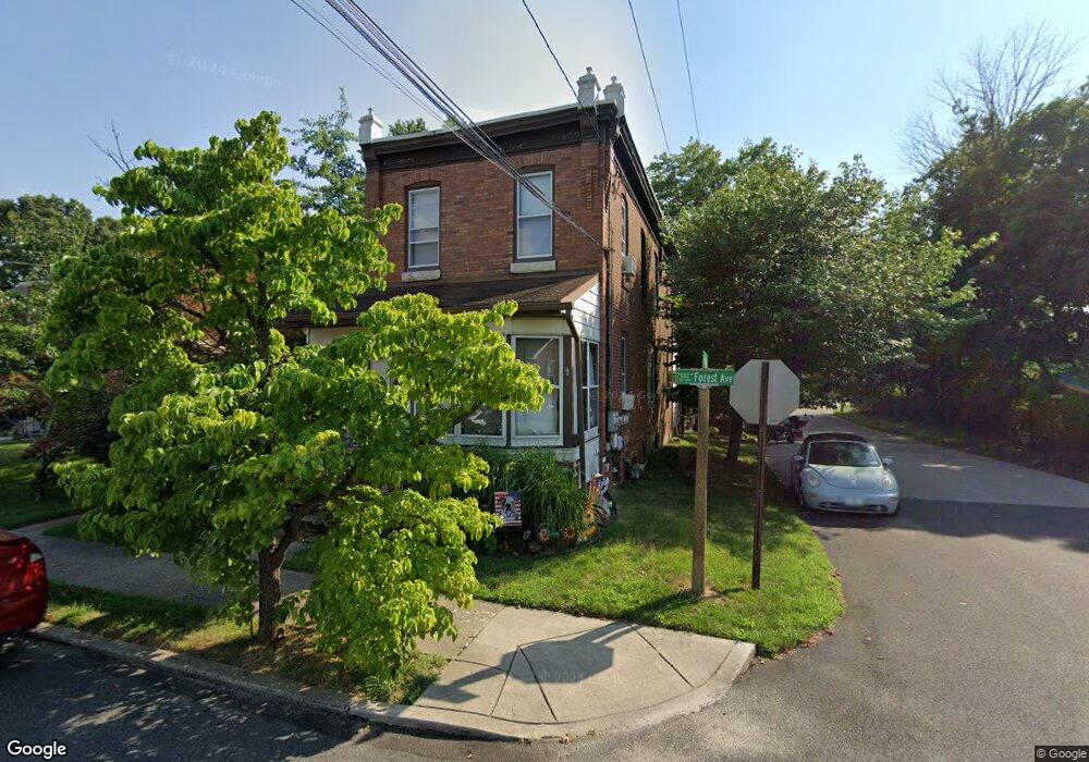 223 Forrest Ave, Folsom, PA 19033 - photo 1