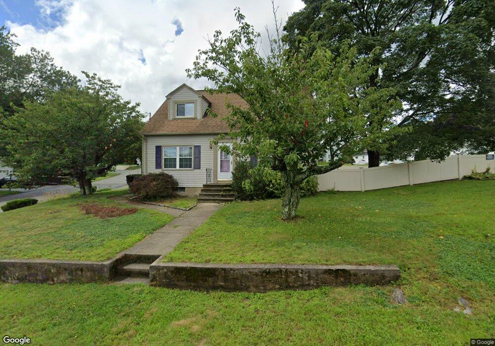 256 Nursery Ave, Woonsocket, RI 02895 - photo 1